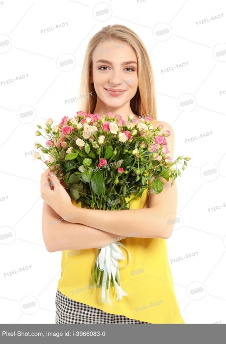 Девушка c цветами