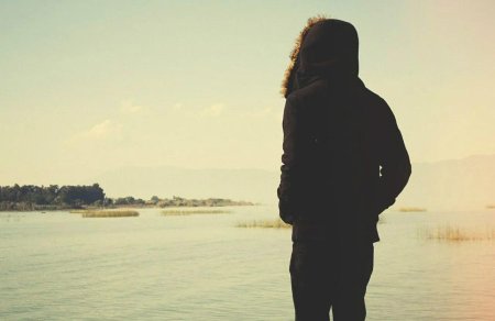 Парень со спины