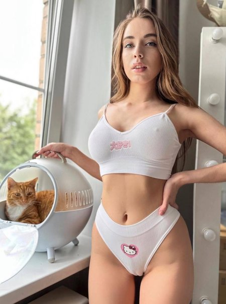 Девушка красивая