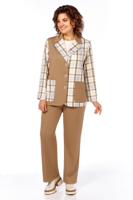 Костюм с жакетом