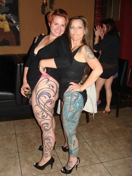 Тату на полных девушках