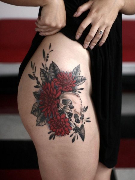 Элис кэриер тату