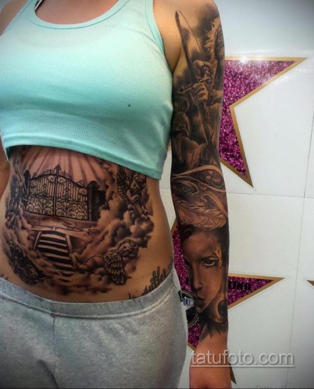 Тату на животе