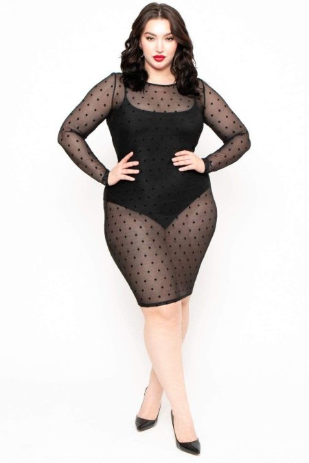 Пышная женщина