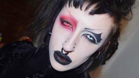 Готы макияж