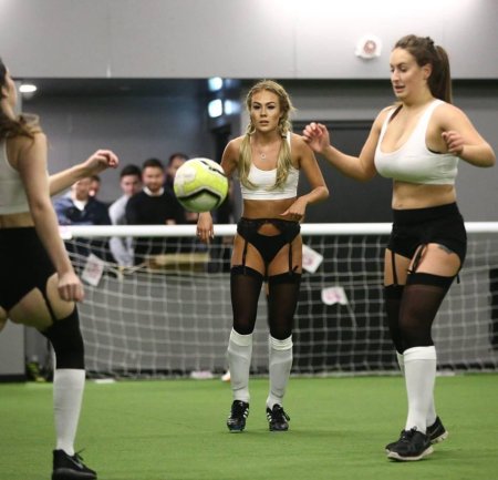 Футболистки в Нижнем белье