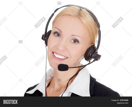 Девушка оператор