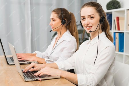 Оператор колл центра