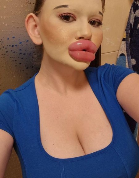 Андреа иванова губы