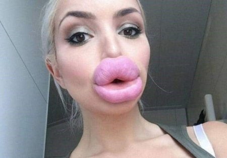 Губы смешные