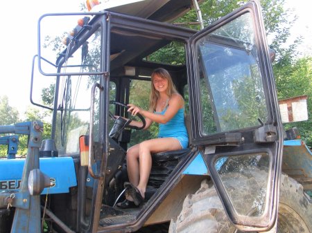 Колхозный МТЗ 80 кабины