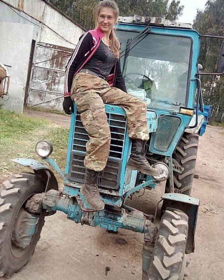 «Трактористка» 2002 Гурьянов