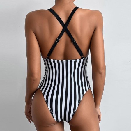 Купальники слитные в полоску