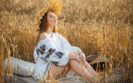 Деревенские красотки