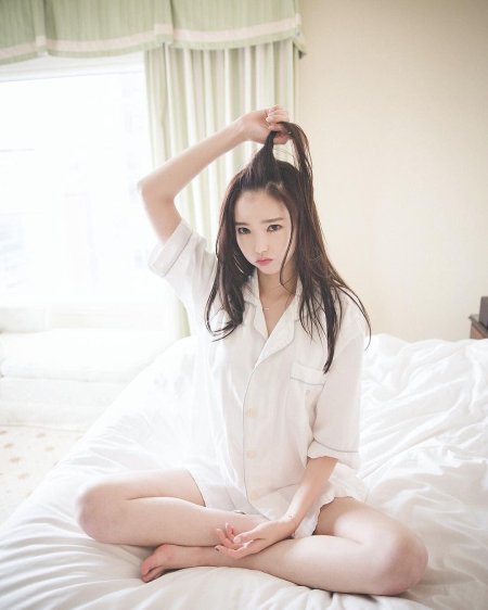 Бо Хьян кореянка