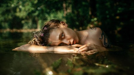 Максим Густарев