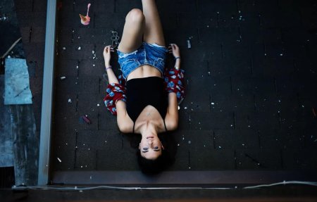 Девушка вид сверху