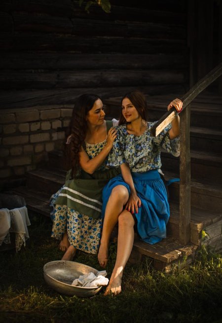 Девушки в деревне