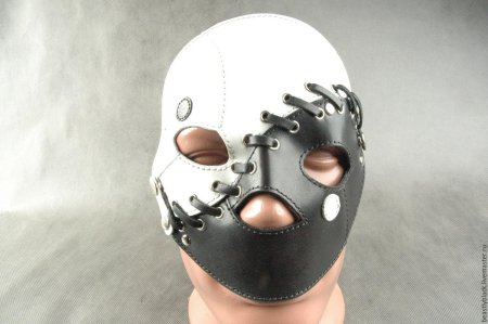 Маска для ролевых игр