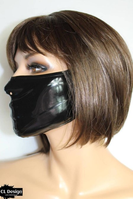 Маска из латекса