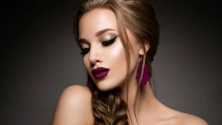 Макияж и прическа