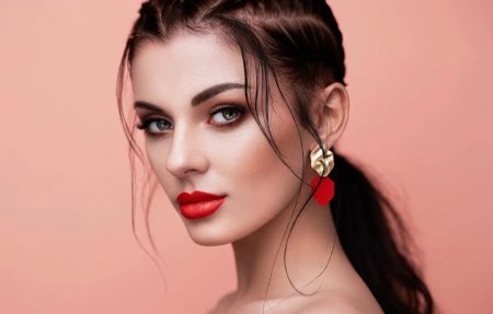 Макияж на 8 марта