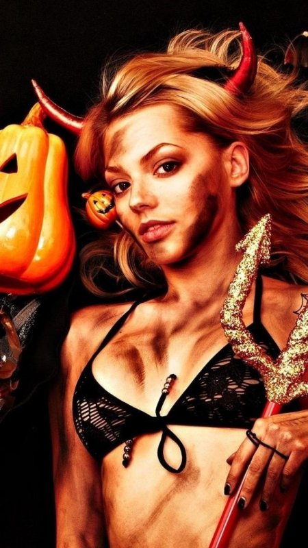 Хэллоуин девушка