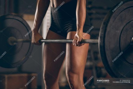 Упражнение со штангой