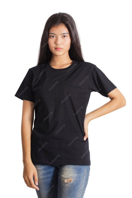 Девушка в черной майке