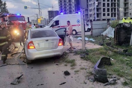 Автомобиль форд фокус