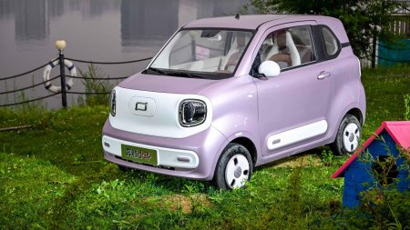 Китайская электромобиль