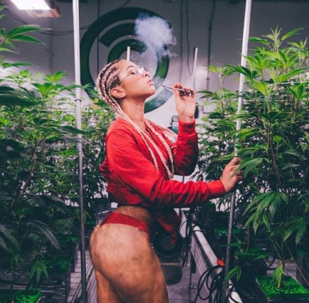 Ганджа Смокин