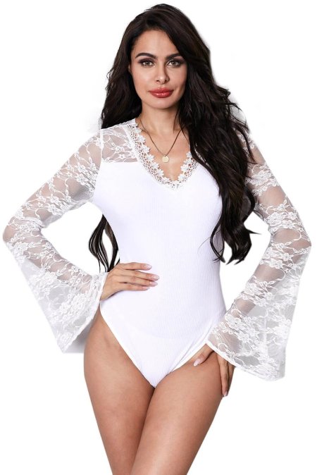 Боди с вырезом белый