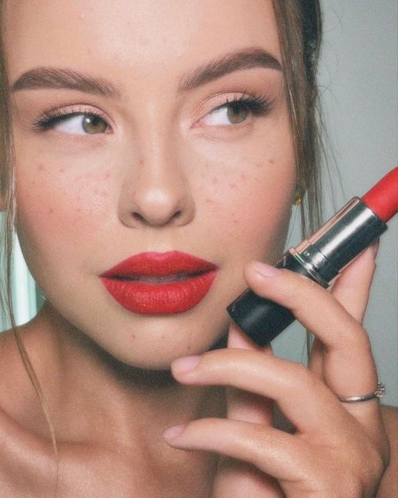 Malvina Isfan визажист