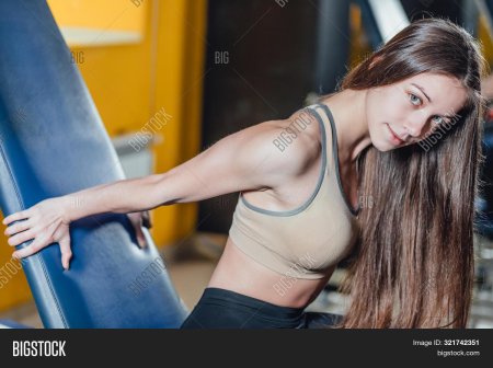 Фитнес девушка