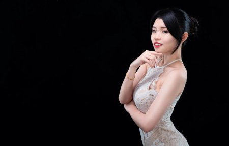 Азиатские девушки