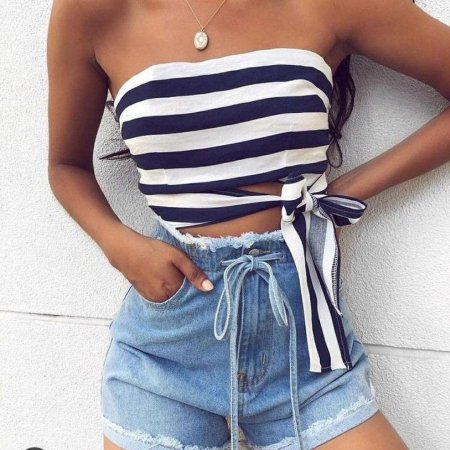 Модная одежда для девушек