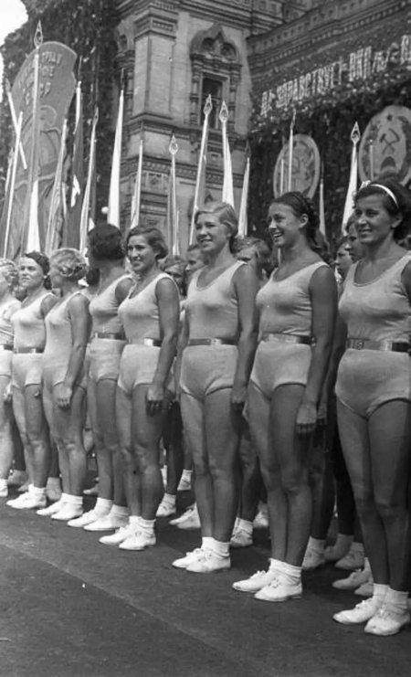 Парады физкультурнмц СССР