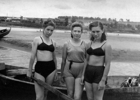 Советская девушка