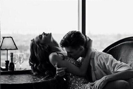 Красивый поцелуй