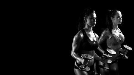 Спортивные девушки