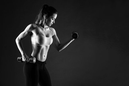 Фитнес скидки на день Святого Валентина гантели