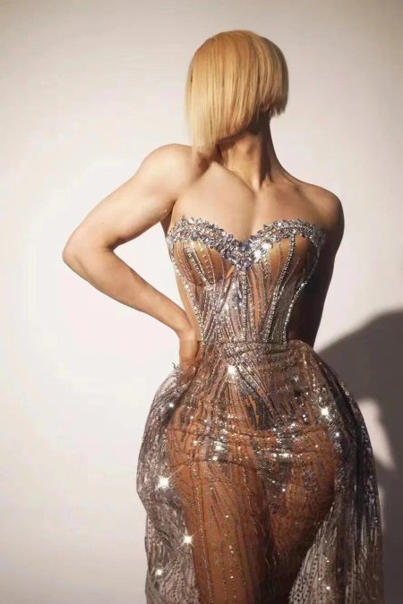 Платья блестками