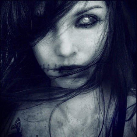 Девушка с черными глазами