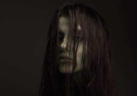 Уродливая девушка