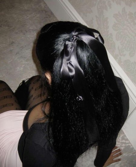 Бант на волосах