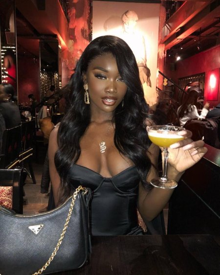 Красивые темнокожие женщины