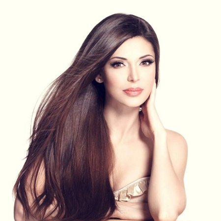 Модели с длинными волосами