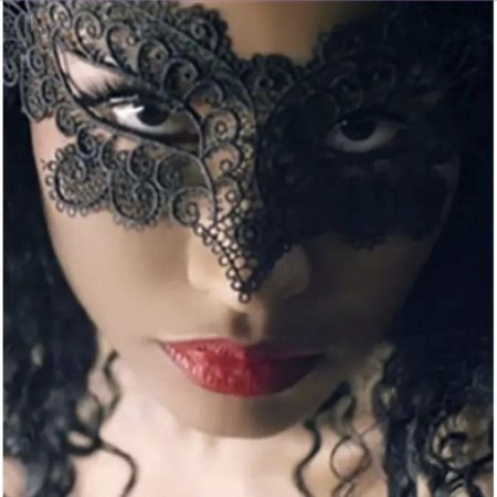 Кружевная маска на Хэллоуин