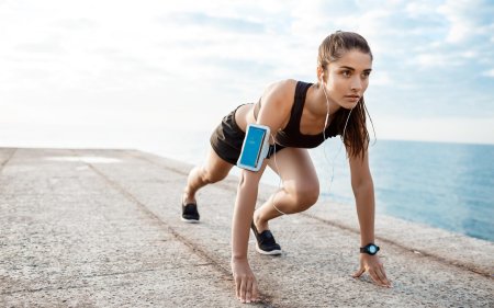 Девушка спорт